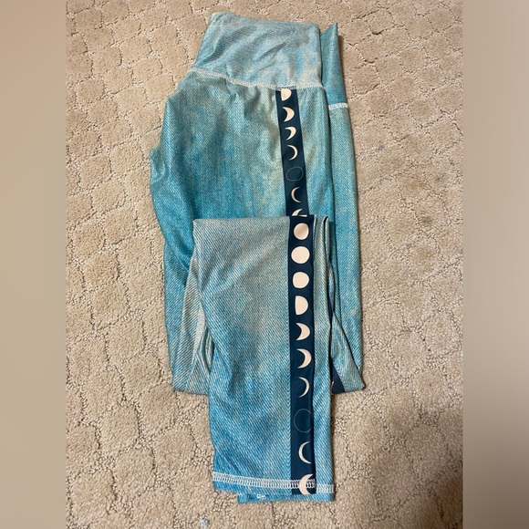 Teeki New Moon Rainbow Hot Pant Legging Medium M Pink Blue Tight Fit small - Picture 7 of 8